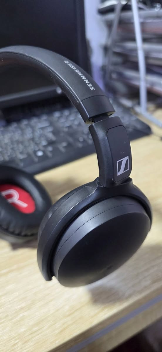 هيفون لاسلكي ماركة سنهايزر HD350


**إذا كنت صاحب هذا الإعلان وتريد حذفه لأي سبب، رجاءا أرسل رسالة إلى الدعم الفني**