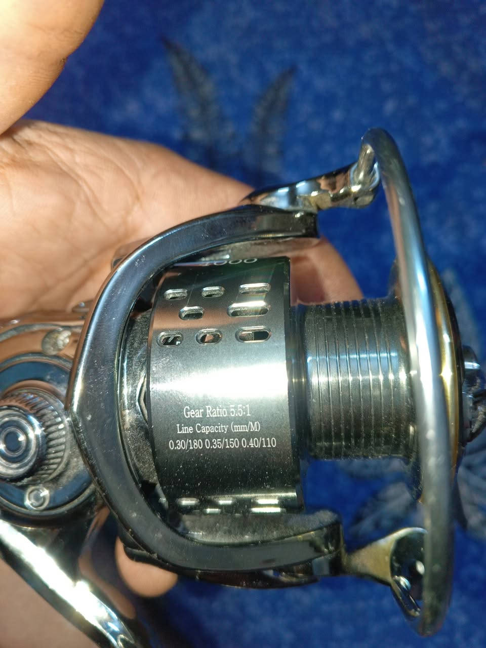 يا الله عيني مكينة حجم 4تالاف يدة حديد اكلاص حديد نضام اليدة سن سعر 20الف عنوان  بغداد الدورة شارع ستين يوجد خدمة توصيل الجميع المحافضات 5تالاف الحجز ولاتصال على الواتساب او على الخاص ***********
