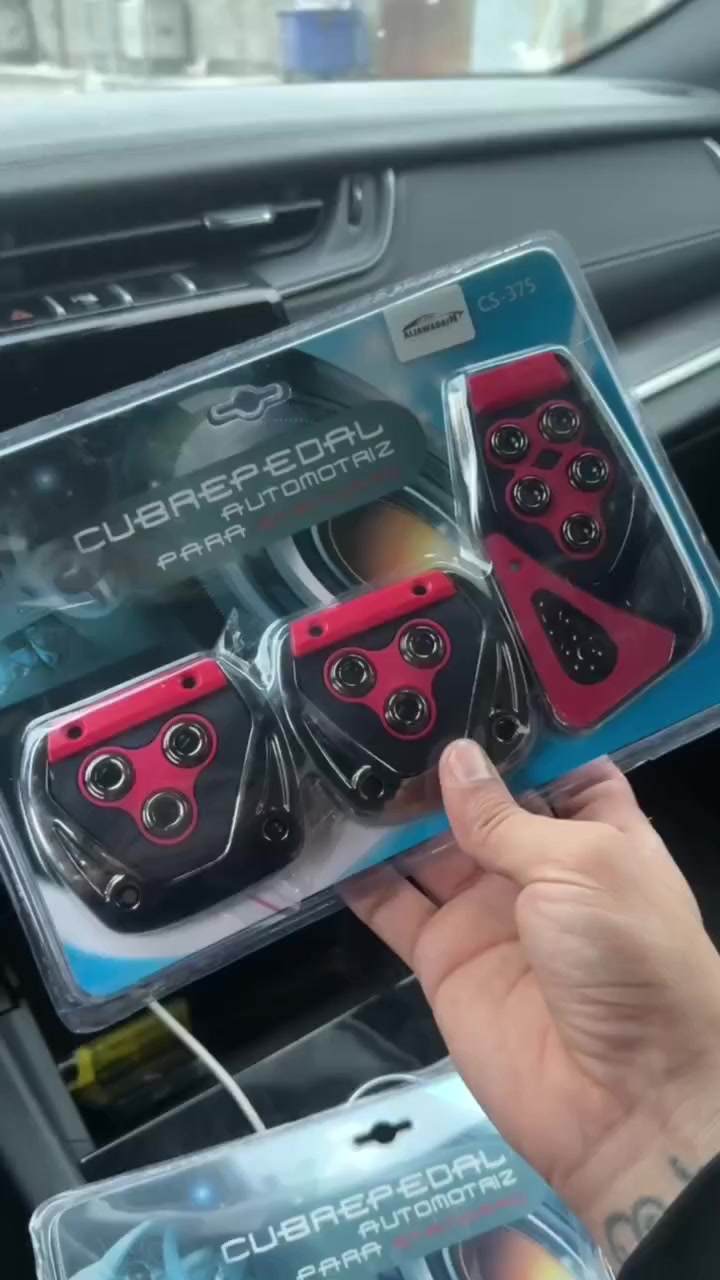 طقم كفر دواسات سيارة رياضي 🔥
ثبات أعلى ومقاومة للانزلاق أثناء السواقة ✅

3 قطع للستاندر: كلتش + بريك + بنزين 🚗

تثبيت بالبراغي حتى يبقى ثابت وما يتحرك

تصميم شيك يغيّر شكل داخلية السيارة بالكامل ✨

متوفر لونين: أحمرأسود أو أسود كامل

اطلبه هسه وخلي سيارتك شكلها سبورت 👌
السعر 15 الف فقطططط توصيل 5 الف👌🏼


**إذا كنت صاحب هذا الإعلان وتريد حذفه لأي سبب، رجاءا أرسل رسالة إلى الدعم الفني**