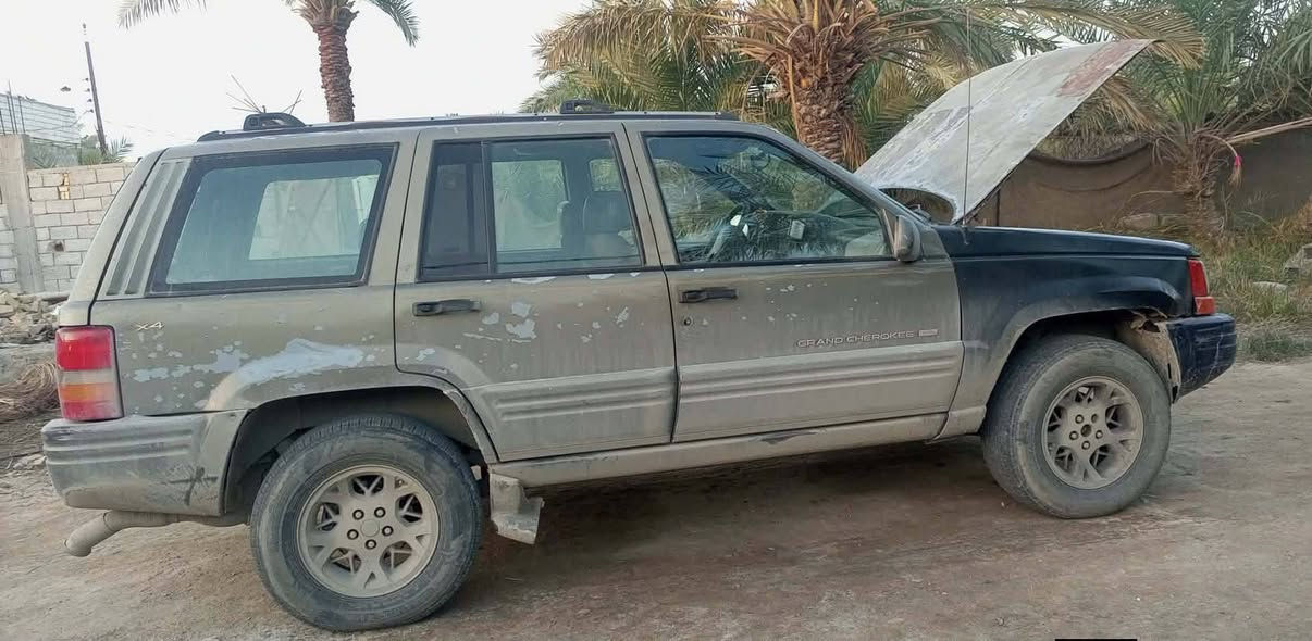 سياره جيب 97 خير من الله سياره جاهزه بيه بس الحداديه نص ونص. قاصرين مكان الناصريه رقم ***********.صوره قديمه ما غاسله اترايك وين ما تريد محور دي فور شغل مرتب والحسين مال جناي. صارله سنتين تقريب عدي.
