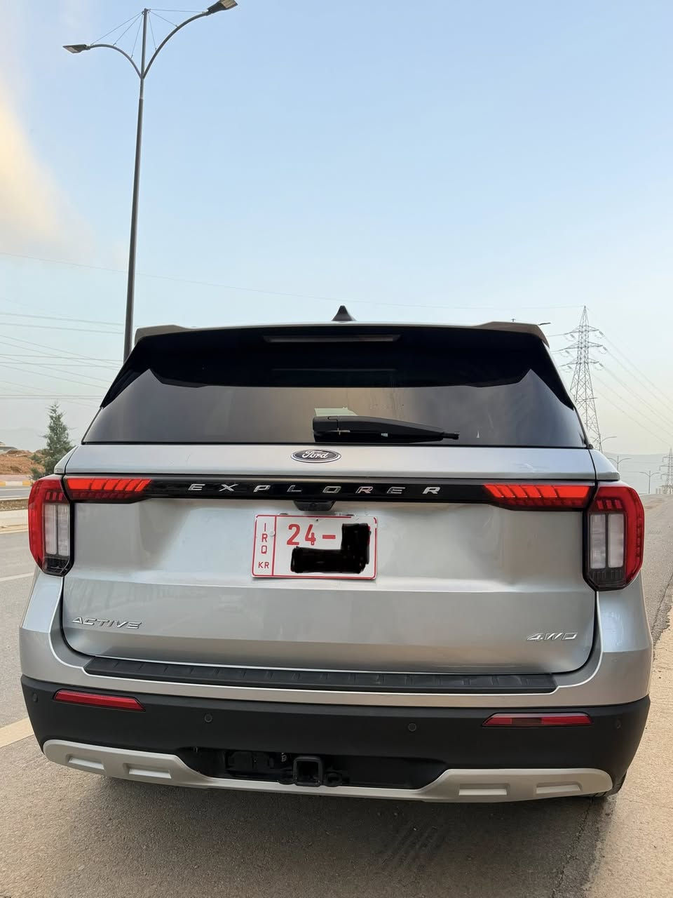 سعر: 307$ و مجال

فورد اکسبلور 2025

مواصفات: ACTIVE 
دفع رباعی 4WD
ماشي:: 11 الف میل
ضرر : شویە تعدیل بارد بالجنط (باب صندوق)
بدون صبغ، کل ارباكات سلیمە ١٠٠٪
سونار صبغ و کارفاکس موجود

رقم شاصی: 
1FMUK8DH0SGA21883

المواصفات:

بصمة تشغيل، بصمة 4 ابواب، تشغیل عن بعد
صندوق شفط كهربائي و کامیرا
رادار امامي (تحديد مسار)، رادار جانبي (نقاط عمياء)
رادار خلفي (التحذير من الاصطدام)، شفتات استيرن
تبرید مرکزی، استيرن تدفئة، كشنات کهربائی و جلد و تدفئة
هاند بريك بصمة auto start/stop
حساسات خلفية، مانع انزلاق، ویل جبیر 20 انج
وباقی المواصفات المعروفة

‏‎ مکان سیارة: السلیمانیە
‏‎سیارة بدون رقم (مؤقت دهوک) 
ویاها ٩٠ یوم مجال للترقیم
تکلفە رقم: ١٦ ورقە 

‏‎‏‎رقم تلفون: 
0770-153-1883
