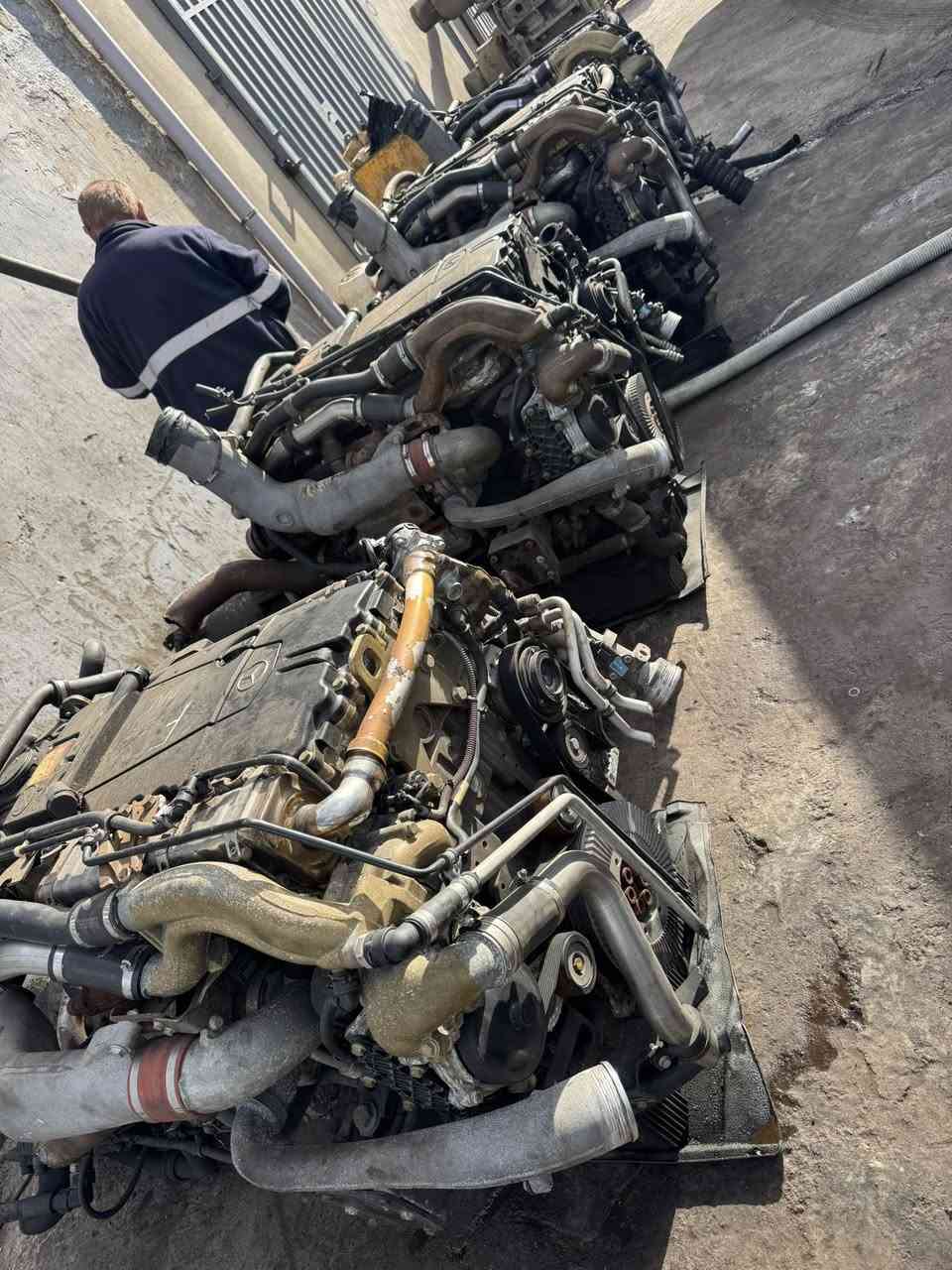 الان متوفر محركات اتيكو وحش 
Mb4 
العنوان اربيل صناعه الشمالي كراج 
محمد حجي سمير كركوكي 
للاستفسار اتصل على الرقم 
009647503130750
009647701326202

Now available: Ateco Monster MB4 engines. Address: Erbil, North Industrial Area, Garage.
Mohammed Haji Samir Kirkuki.
For inquiries, please call:
009647503130750
009647701326202


**إذا كنت صاحب هذا الإعلان وتريد حذفه لأي سبب، رجاءا أرسل رسالة إلى الدعم الفني**