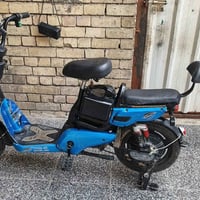 دراجه شحن للبيع المكان بغداد السعر 200 الف 07748263517