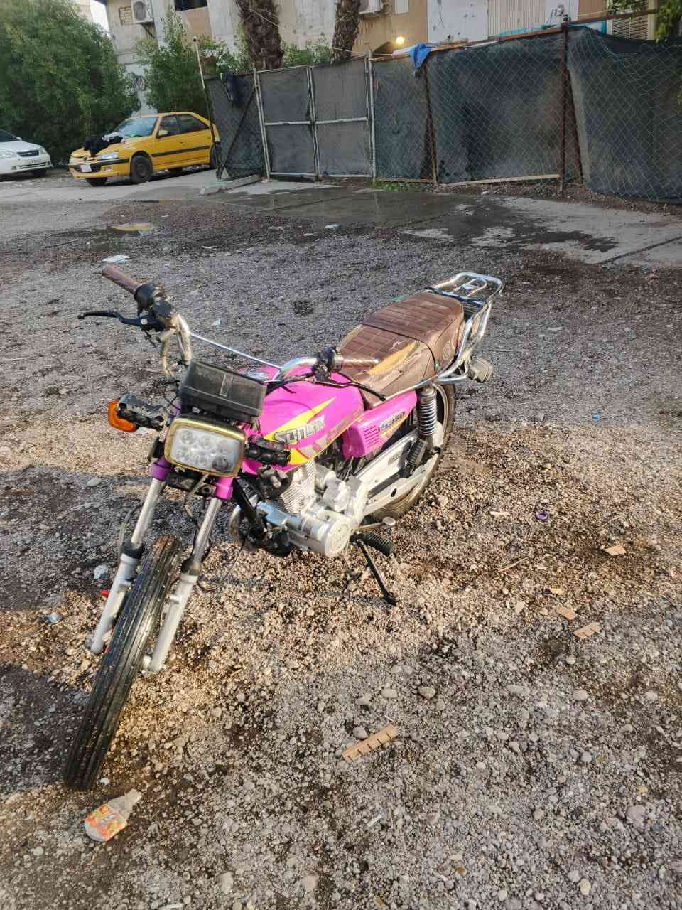 قبل كلشي بدون الصندوك و بدون الجفوف السلام عليكم سفان مديل 24 ///محرك200سيسي محرك ما مفتوح مكفول كفاله عامه نص نكره تشتغل  دراجه خير من الله مال جناي دراجه تخبل الله شاهد تاخذها منا تدعيلي منا دراجه تخبل السعر 550 // مكاني بغداد البياع راس الاسد الشراي يتصل ***********
