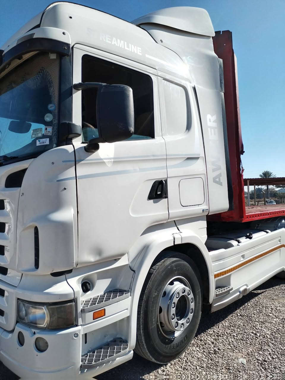 سكانيه للبيع ***********
*********** رأس وعربانه موديل 2007 عربانه دزك
مكفوله شاصي قماره محرك تخم تاير كير ٣ب٣ رتايدر
سنويه ل ٢٨ تحويل محرك نجكسن حجم 24 لحله جبله
