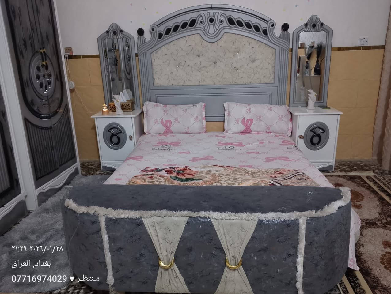 غرفه نوم عراقي خشب امعاكس الغرفه جديده 
مكانها بغداد مدينه الصدر
السعر 900 
رقم ***********
