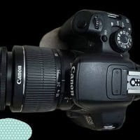 كانون D700 • عدسة 18-55 • شاشة لمس قلاب