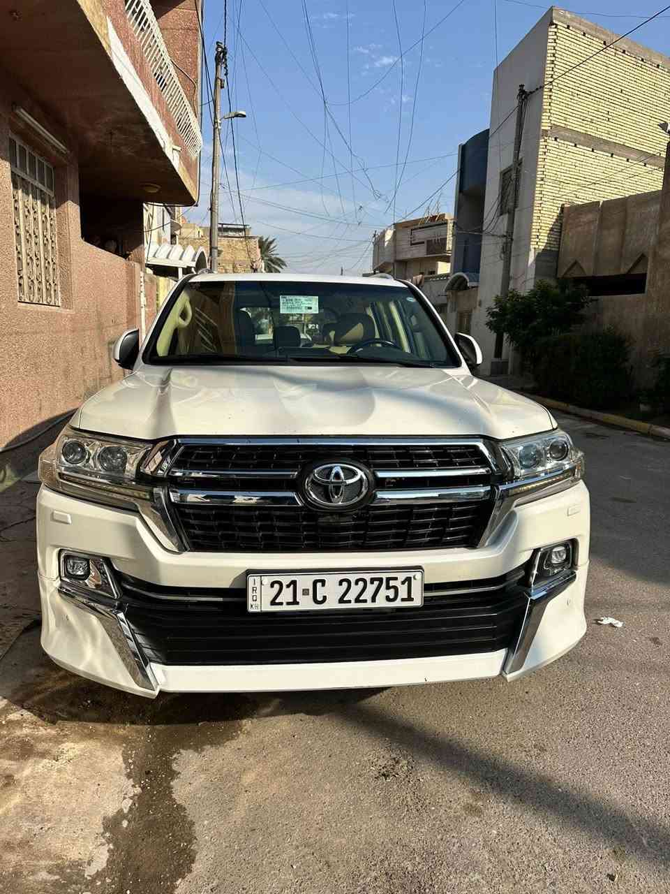 السلام عليكم للبيع فقط لاند كروز 2016 8 سلندر ماشيه 125 الف حقيقي سياره 4شاشات ودفدي البلادي مالتها سياره مبدله قطع فقط بدون حادث ايرباك شواصي لغود تكم قماره جاملغ خلفي كفاله 39 وبيها مجال بسيط مكان بغداد ***********
