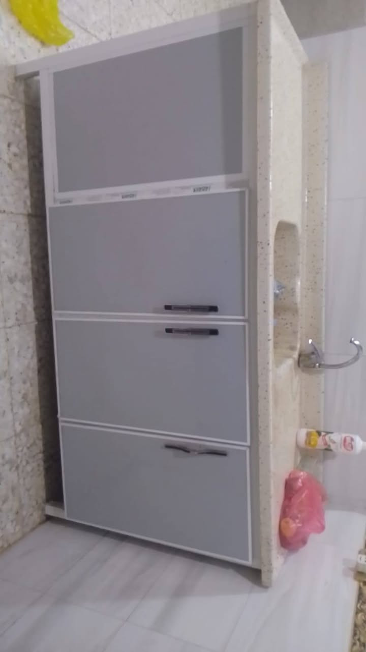 سنك 3 بيبان +مرمر ب150 وبي مجال بسيط


**إذا كنت صاحب هذا الإعلان وتريد حذفه لأي سبب، رجاءا أرسل رسالة إلى الدعم الفني**
