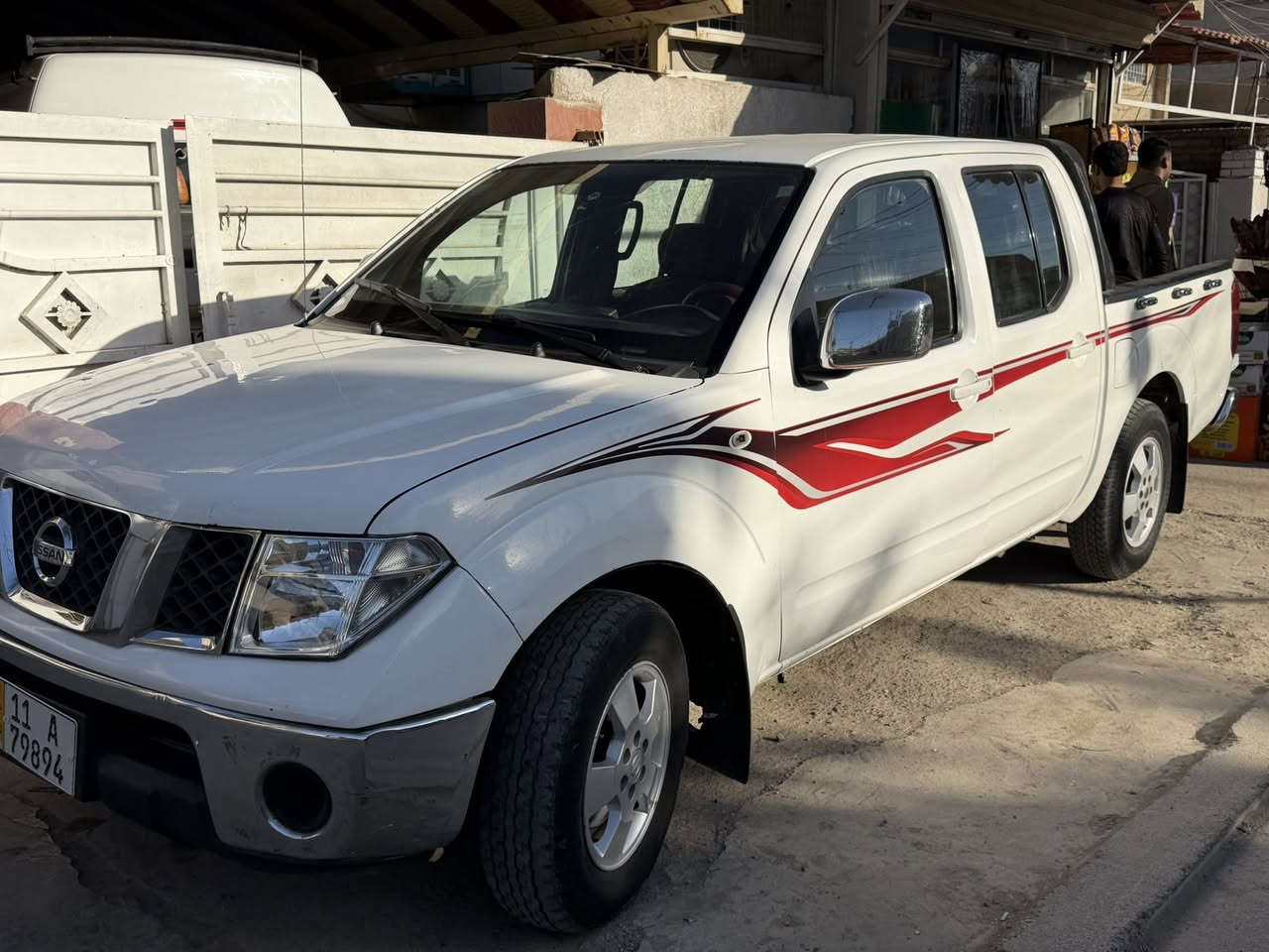 بيكم نيسان نيفارا موديل 2008 سياره مكينه وكير واكسل كله كامل  كير اوتماتيك صدر جديد سياره جاهزه مكفوله من اي حادث بس بيها مكانات صبغ قطع رقم انكليزي بسمي سياره سنويه مساقطه هزه جديده سياره نقصها بس تبريد الراديتر  مضروبه سعرها 83 وبيها مجال مكاني بغداد الامين 
***********
