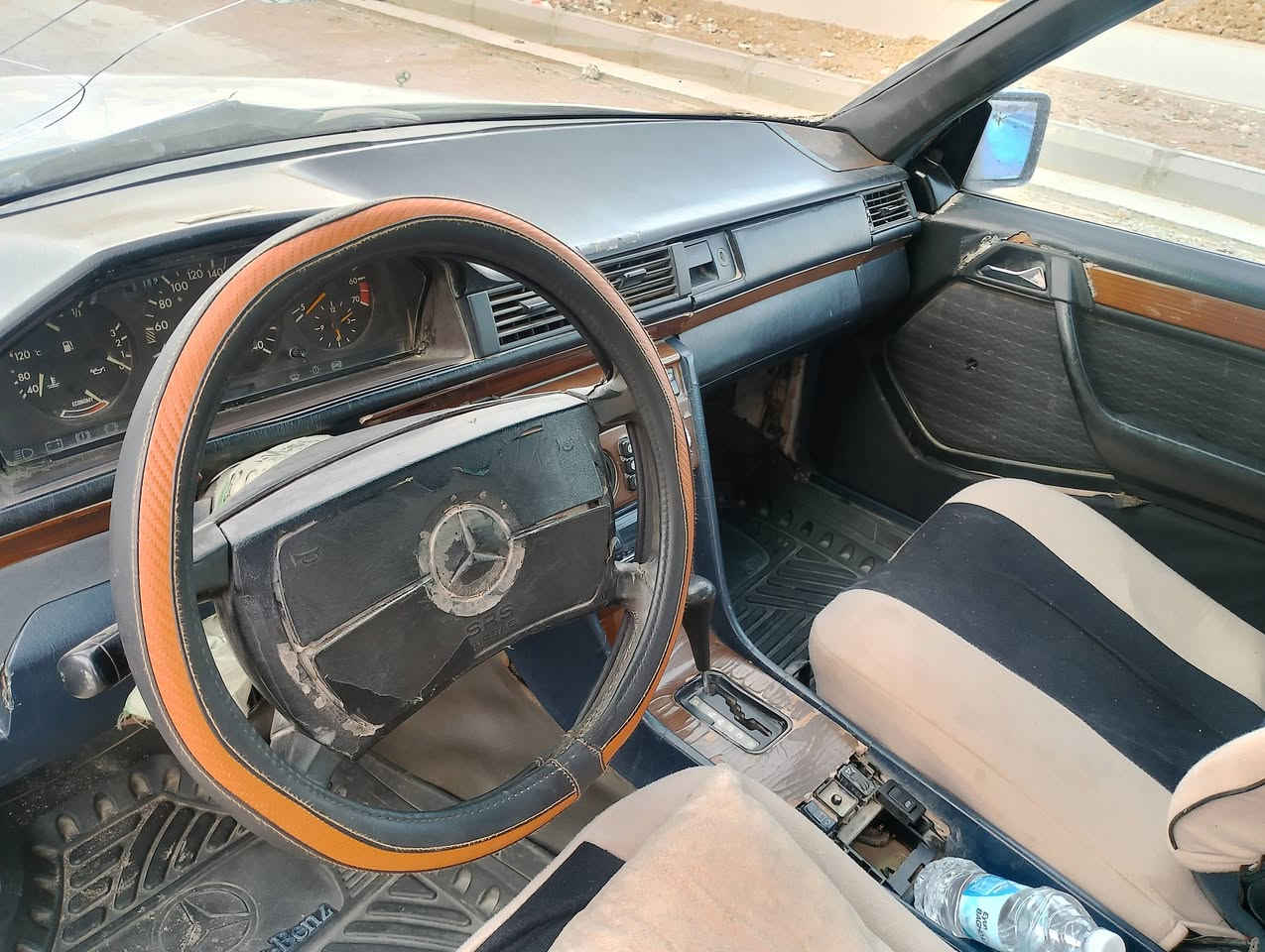 مارسدس دب موديل 1987 رقم بغداد دولي سنويه لل2030 تحويل مباشر مكينه 2ونص بطه مكينه وكير مكفولات حداديه خير من الله كهربائيات كلها شغاله تايرات خير من الله دواخل حلوه جدا مكفوله من الضربه السعر 40وبيها مجال حك الجيه مكاني واسط النعمانيه 
واتساب ***********
***********
