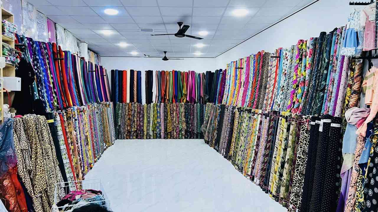 مول انيس
جديدنا اليوم من قسم الاقمشة النسائية 👇
وصول بضاعة جديده من الأقمشة نسائي الموسم الصيفي 

كشمير مايباخ ستراس 
كشمير دسجار اصلي
كشمير ايطالي دبل صبغ 
كشمير كوباي ساده مطاط 
كشمير ساده ايطالي 
ستن امريكي ساده
قماش باربي ساده دوبلن 
كشمير ايطالي ستراس 
كشمير تركي 
سندرلا ساده ومشجر 

متوفر جمله ومفرد بالقطع بأنسب الاسعار 

وحياكم الله زورونا تجدون كل ماهو جديد ومميز 
العنوان قضاء الشرقاط الساحل الايسر اسديره وسطى الشارع العام


**إذا كنت صاحب هذا الإعلان وتريد حذفه لأي سبب، رجاءا أرسل رسالة إلى الدعم الفني**