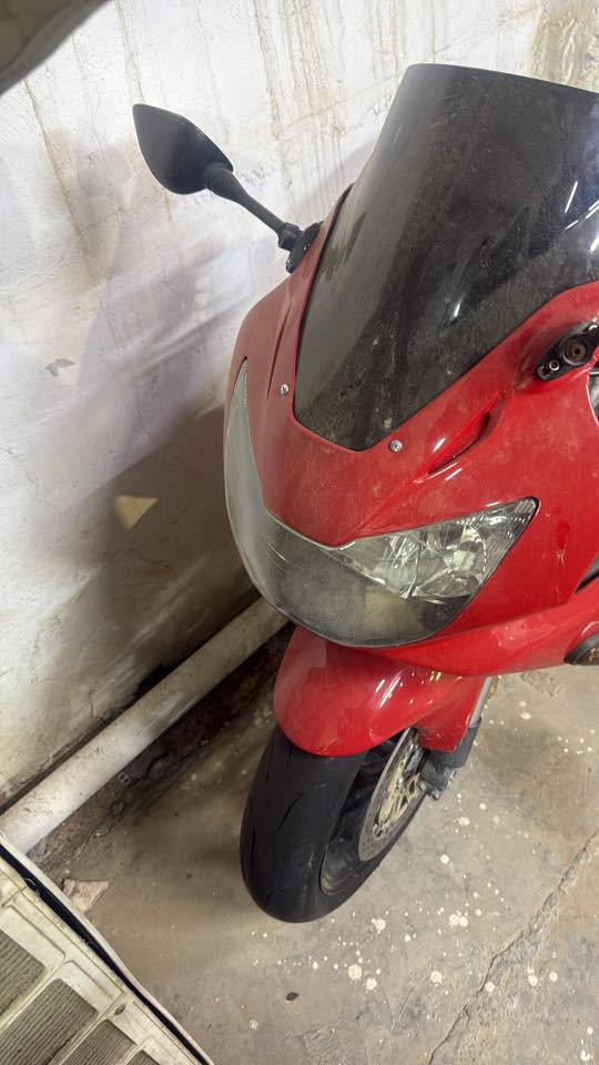 CBR RR
929
مفتوحه بس شغل درجه اولى محرك ع شرط
أوراق استنساخ
بسعر مناسب 
لتفيده ويعرفله بي خير ويدلل
***********
