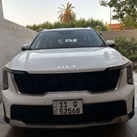 كيا سورينتو للبيع  رقم بغداد خليجي 6 سلندر ويل 20 داتا شو الكشنات الام...