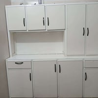 دولاب مطبخ • ٢م • كلار