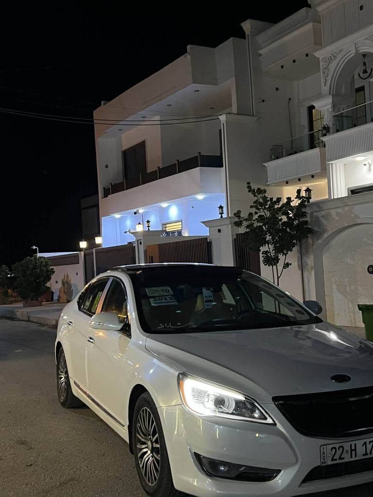 كيا كادينزا موديل ٢٠١١ وارد خليجي بنوراما سيارة جاهزة كلشي شرط بيه ثلاثة قطعة صبغ بدون دواخل جاملغ خلف سائق وباب خلف سائق وجاملغ سكن الامامي شرط الكير والمحرك  وتبريد سعر ٩٥ ومجال سنوية جديدة شرط تحويل عنوان كركوك شوراو ***********....*********** كركوك, العراق
