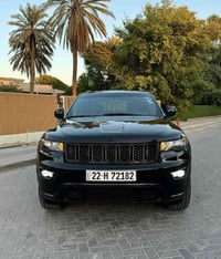 العنوان بغداد حي الجامعة   جيب لاريدو 2020 ماشية 72 ميل  حادث خفيف صور...