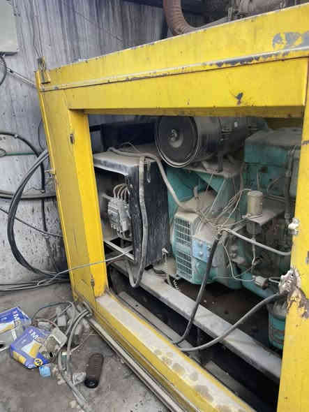 لبيع مولدين كاتم جاهزات للشغل وبحالة ممتازة 🔥
🔹 بيركنز – 80 كيفي – لون أبيض
مكينة قوية، صوت ناعم، مناسب للأحمال العالية

🔹 كامنز – 50 كيفي
استهلاك قليل + أداء ثابت

📍 المكان: بغداد – الكرادة / شارع 62
💰 السعر للاثنين معًا: 85 ورقة
📞 للتواصل: ***********

فحص وتجربة على الواقع… السعر قابل للنقاش بعد المعاينة
