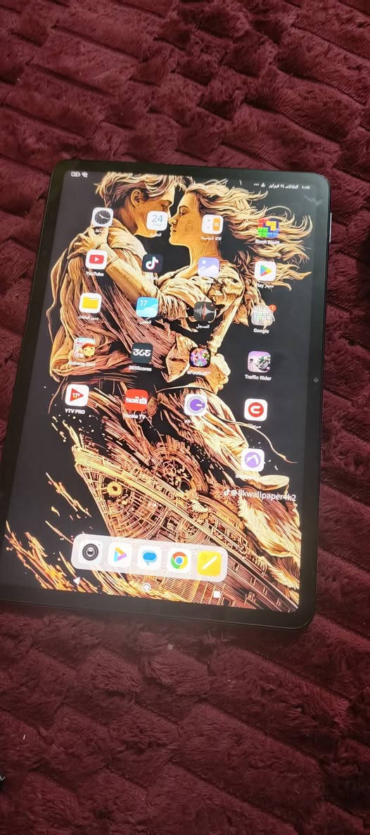 شاومي باد6 للبيع سعر 275 جهاز نضيف يشغل 120فريم ويا بس الكارتونه 
رقم بي واتساب***********
 ممتواجد عل فيس مكلف بنشر
