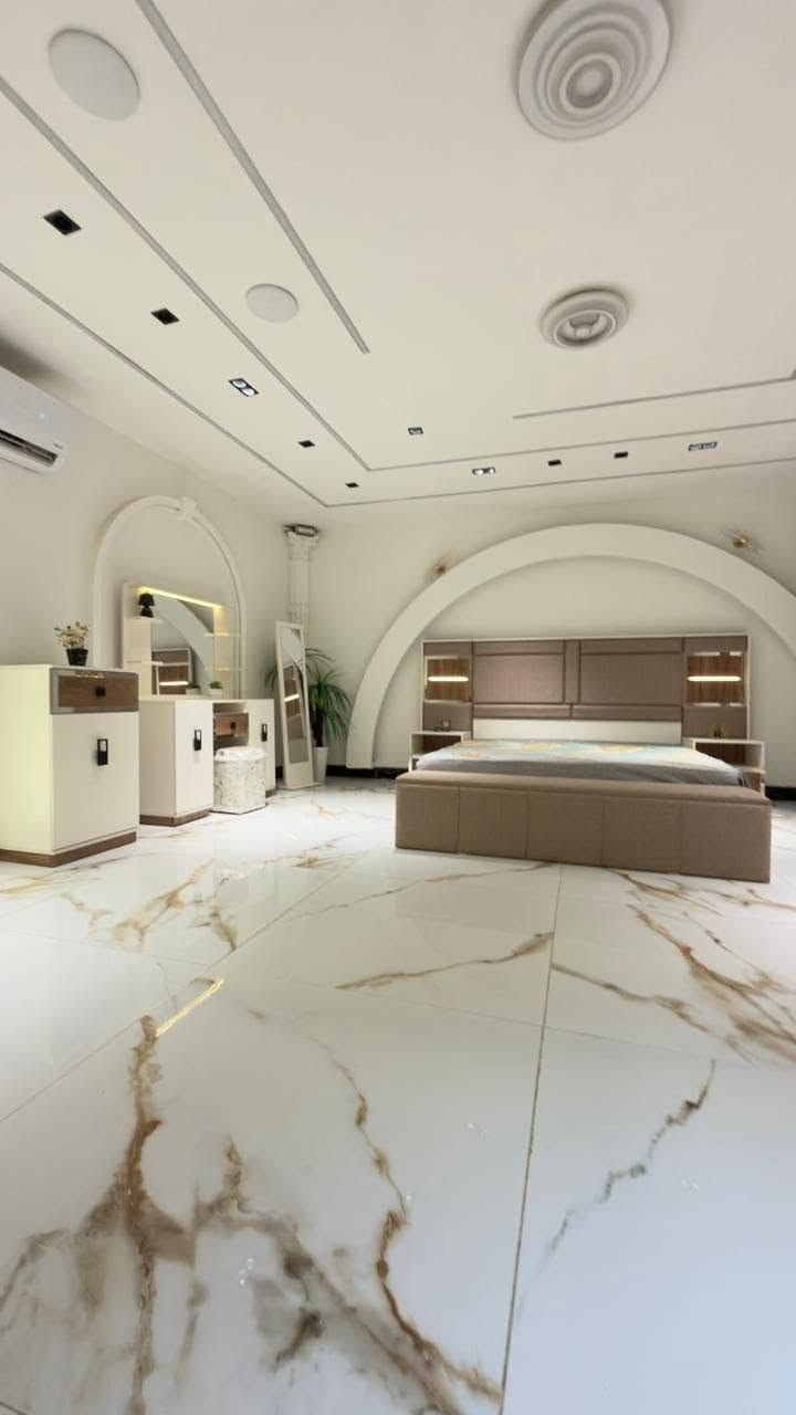 *موديل           3303          الجوزي*

*10 قطع             كنتور ملحق 320*

❇️ قياسات ضخمه 
❇️ ميز تواليت كبير
❇️ اللون الجديد المتميز 
❇️ السرير والشازلونه مخزن
❇️ إناره بالكومديات  ✨✨✨
❇️ المصنع الأصلي 
❇️ برغي حديد وچوي حديد
🆘   *ضهر الغرفه بلوك بالكامل*

•


**إذا كنت صاحب هذا الإعلان وتريد حذفه لأي سبب، رجاءا أرسل رسالة إلى الدعم الفني**