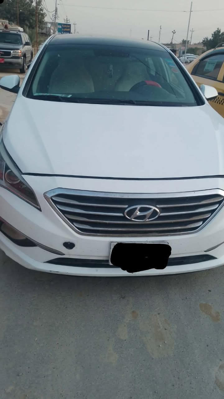 السلام عليكم
 للبيع سوناتا موديل 2015 وراد أمريكي بيه اربع قطع تبريد شغال سياره جاهزه موصفات فول عدا الفتحه السعر ١٢٠ 
غير متواجد ع الفيس ***********
