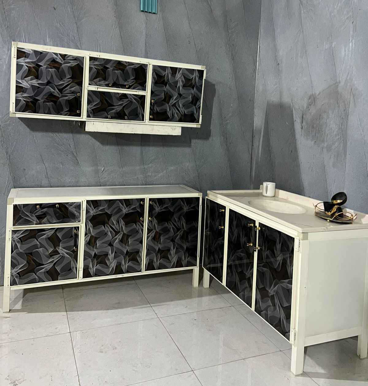 ‎كاونتر ارضي وملحق متر ونص 
سنك  متر وعشرين 
السنك مرمر صناعي‎ النجف, العراق


**إذا كنت صاحب هذا الإعلان وتريد حذفه لأي سبب، رجاءا أرسل رسالة إلى الدعم الفني**