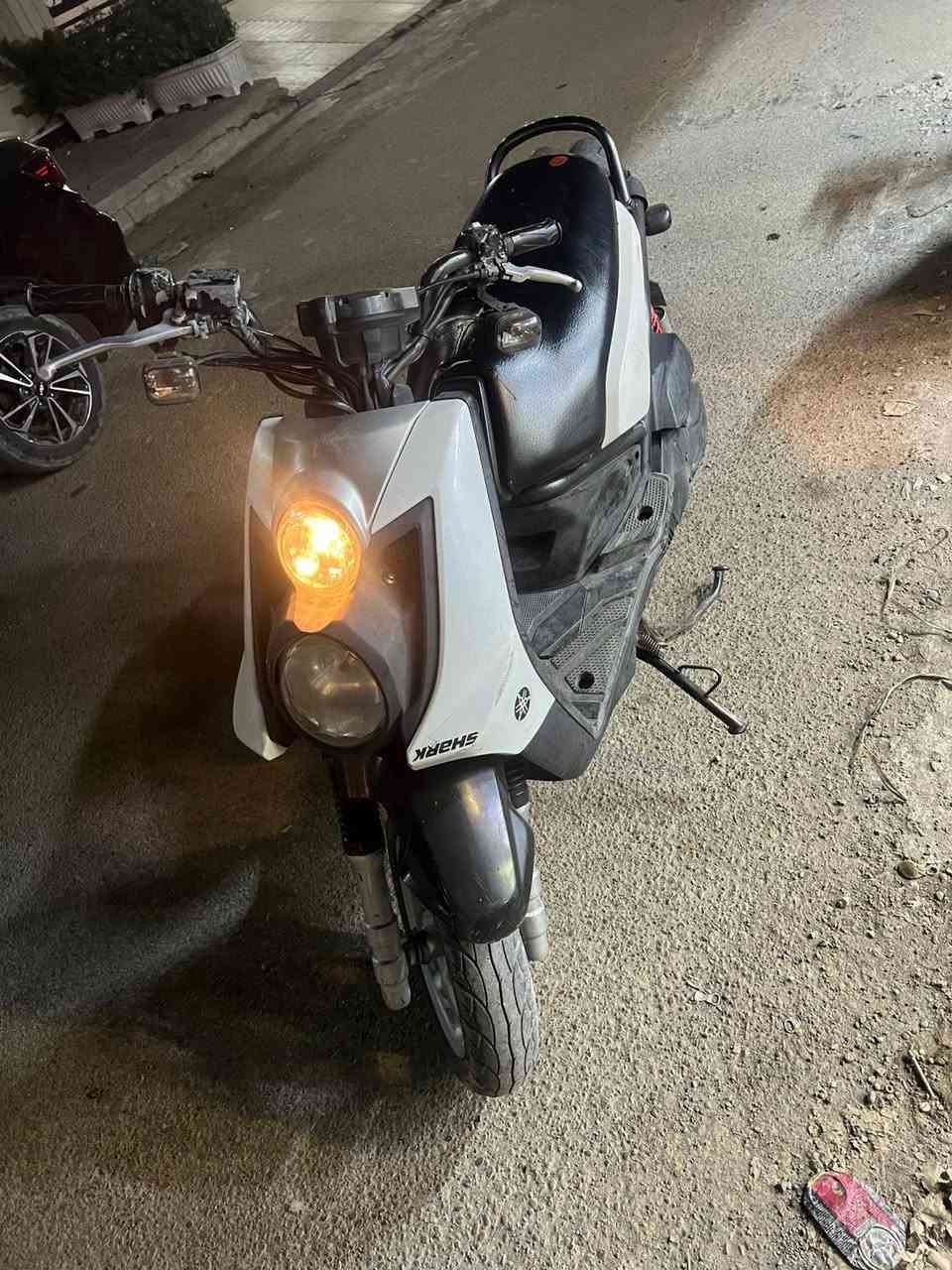 سلام عليكم شباب جبلي البيع نضافه مالته ٩٥ مية

كامله كلشي ما بية اشراي خلي اخبر هاذا رقمي 
*********** وتساب بي وسعر ٨٥٠ لحد ايعامل لهن ماكو بهايج سعر
