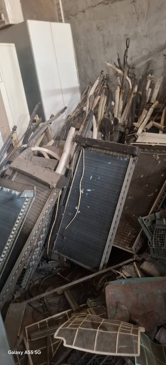 السلام عليكم يوجد جميع راديترات سبالات شرط الشغل *********** العنوان بغداد المشتل
