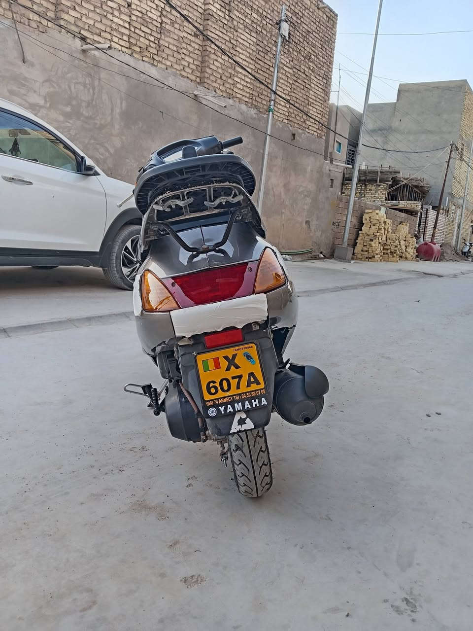 كفرات سبيسي نضيفه لون ڤيلي للبيع 
السعر : 35الف
مكاني : كوت - الفلاحيه
التواصل :***********
