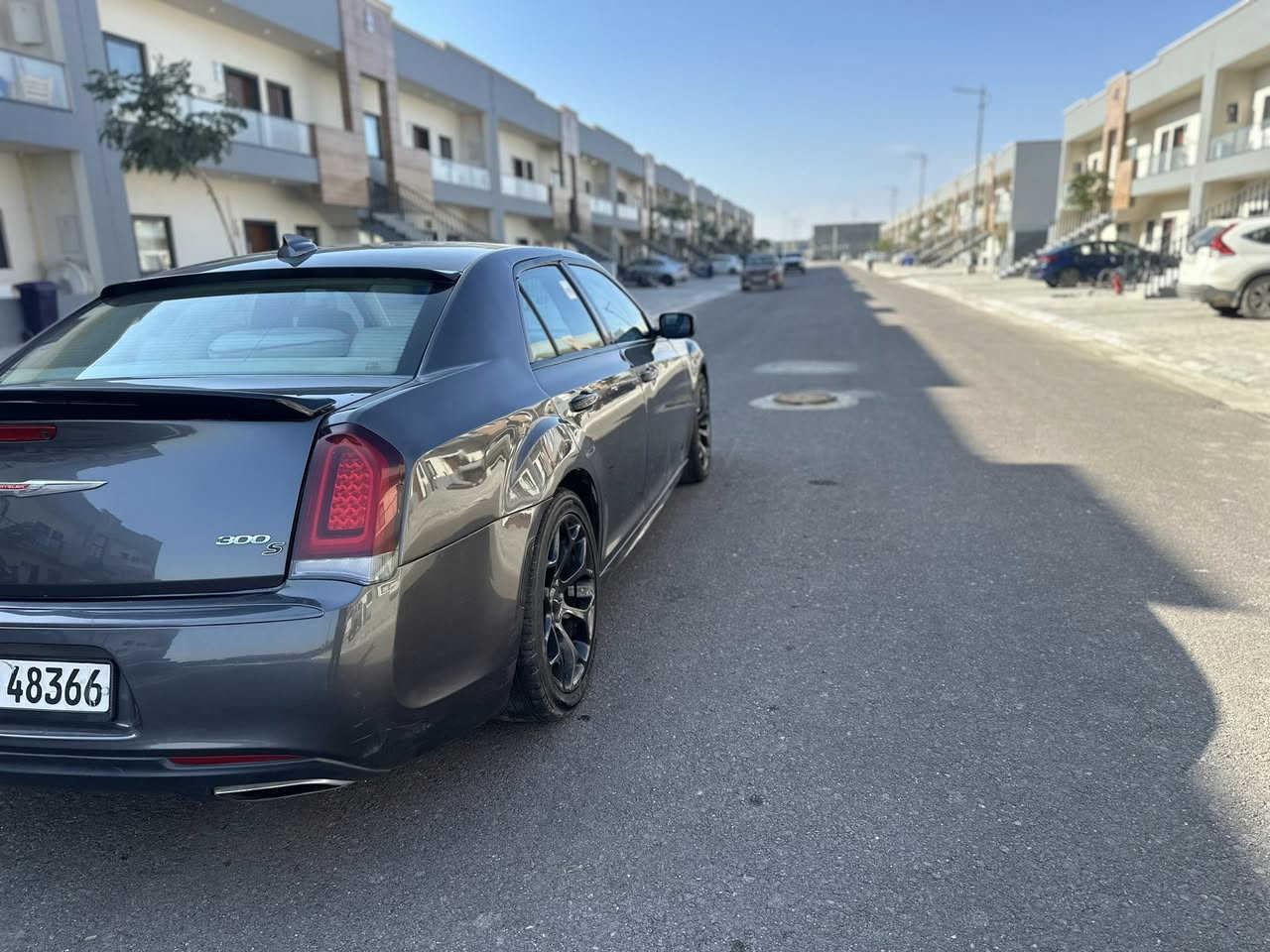 كشن حار بارد امامي 

بانوراما 

بردة كهرباء 

ستيرن تدفئه + كهرباء 

كشن خلفي تدفئة 

محرك 3600 

وارد كندي حادثها جاملغ خلفي فقط 

بجم كبس 

 وصار بيها حادث بالعراق الجاملغ الامامي الايسر  صبغ ربع الجاملغ 

السعر 200 

مكان السيارة بغداد 

الكاظميه 

الاتصال***********
