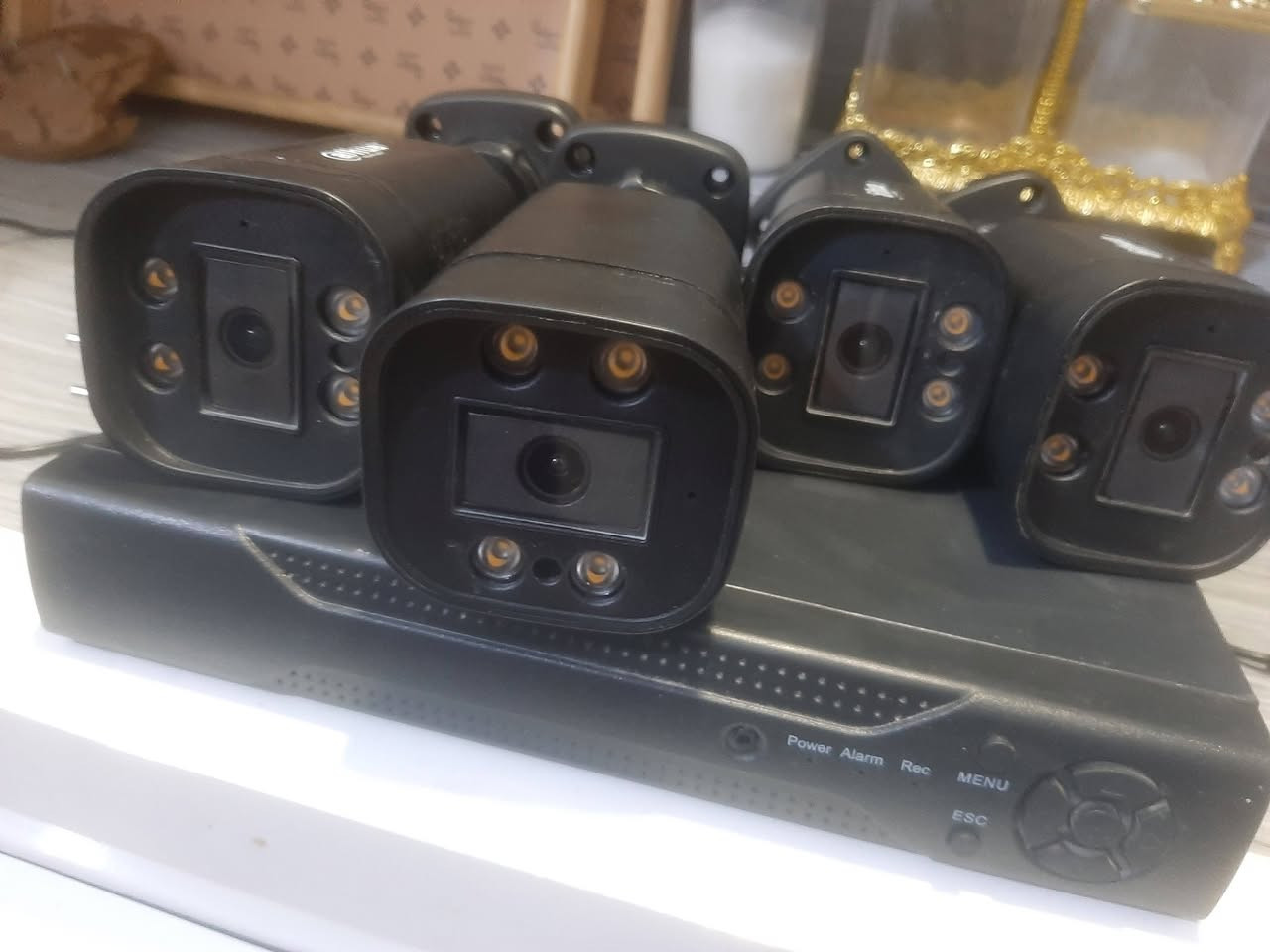 سلام  عليكم  كامرات  ajhua  ماركه   عدد  4  مع جهاز تسجيل نضافه  تسجيل 4k 100%قبل 3 أشهر خذيتهن  ب150  رايدهن 125  وبيهن  مجال    يوجد توصيل داخل  بغداد


**إذا كنت صاحب هذا الإعلان وتريد حذفه لأي سبب، رجاءا أرسل رسالة إلى الدعم الفني**