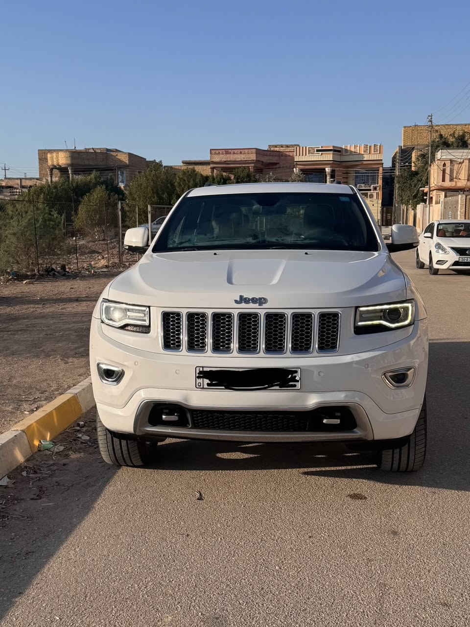 جيب كراند شيروكي اوفرلاند 2014
خليجيه السياره فول مواصفات للاخير مزوعه
رقم بغداد ب اسمي
بانوراما
حساسات امامي خلفي
كامره خلفيه
تشغيل عن بعد
دبلات جوبلس تصعد وتنزل
اشاره بالجامات الجانبيه وتدفئه 
جامات جانبيه كهرباء وقابله للطي شفط
ذاكره كشن
كشنات جلد اسود مطرز با ابيض مع علامة الاوفرلاند
وكشنات الاماميه كلها كهربائيه و تدفئه تبريد
الكشنات الخلفيه تدفئه
دشبول جلد جوزي مطرز 
ماوس وضعيات قياده وتحكم بالفور ويل
ستيرن كهربائي وتدفئه بالستيرن
سيدي جنجر بالحصان
شاشه مبدللها مال ٢٠١٨ كار بلي وكل الاوبشنات شغاله بيها
المرايه والسط والجانبيات تعتيم تلقائي عند التعرض للضوء
جنطه كهرباء شفط
السياره ماشيه 100 الف ميل 
قابله للزياده
السياره خليجيه مكفوله كير ومحرك وتبريد وحداديه وفور ويل
ومكفوله التبديل والصبغ والفتح بيها بس مكانين صغار كد اصبع بارد ومكحلات اثر دحجات بسيطه وعندي صورهن
سعرها 235 ورقه وبيها مجال  
السياره ب اسمي رقم بغداد انكليزي وثاني يوم تحويل الشراي يتصل ويدلل 
***********
