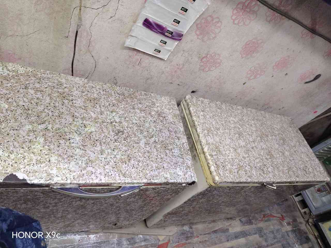 سلام عليكم أسواق للبيع تردون بس غراض تردون كوتره اليريد شي منه يتصل علرقم ***********
