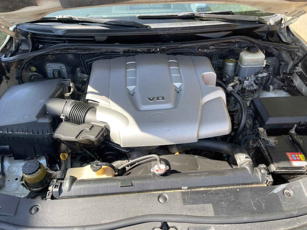 سلام عليكم الاندكروز 2011محدث 14
سياره  كير ومكينه خير من الله سياره ستينينه 
الاستفسار اتصل***********
245ورقه وبيها مجال
