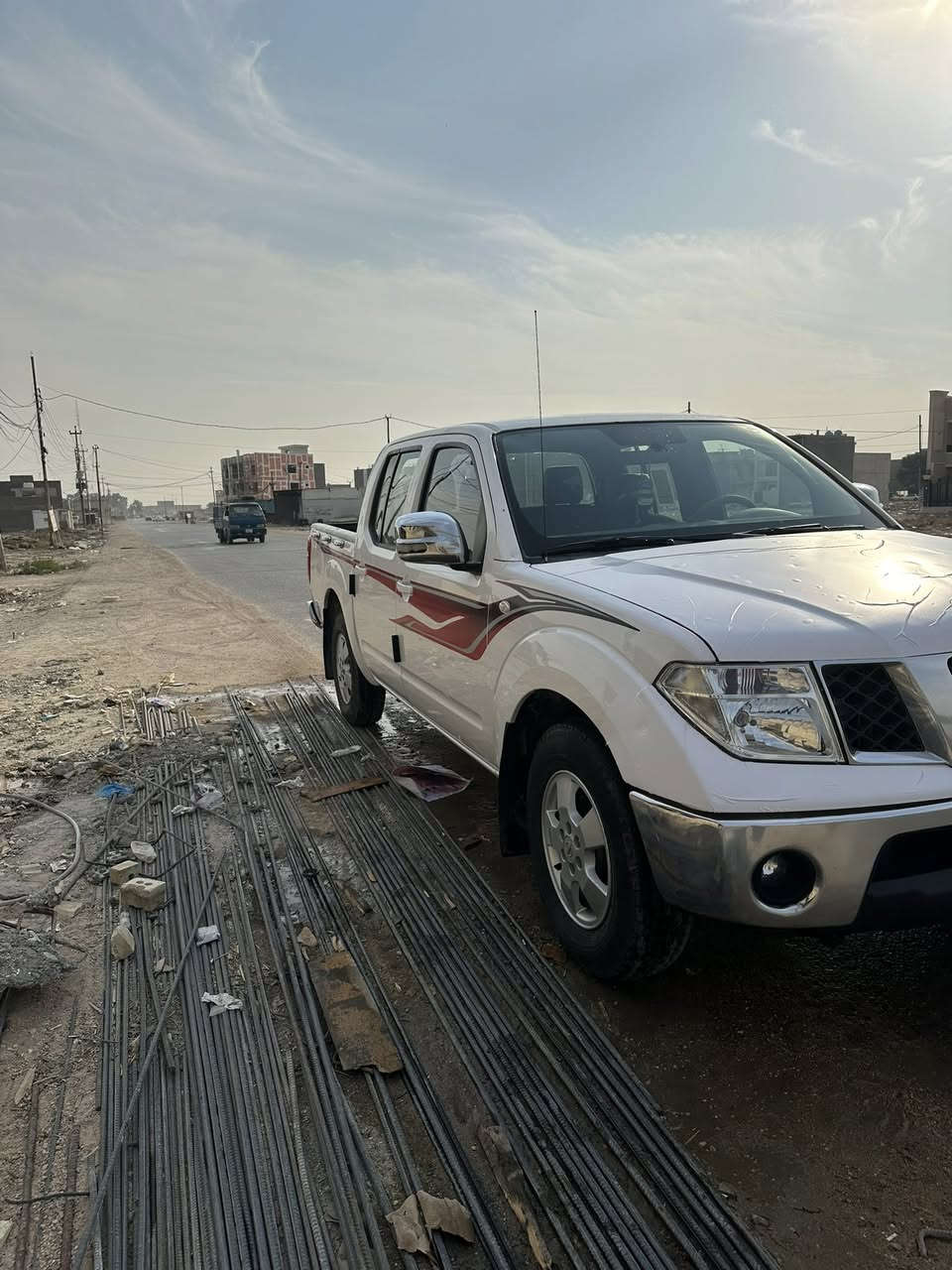 مراوس بهيلوكس وانطي فرق ((مراوس فقط))
سيارة جاهزة 

باسمي سنوية لل30

تخم تاير جدي
كهربائيات كل شغالة 
سيرفس طافي يعني اي مشكلة ماكو 
سيارة گير عادي 
موديل سيارة 2011  
مكان سيارة بغداد 
تحويل ثاني يوم

***********
