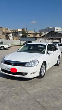 عندي رينو سفران. 2011 مكفول كفاله عام  كيرمحرك بشرط سه نه وي جديد ٢٠٣٠...