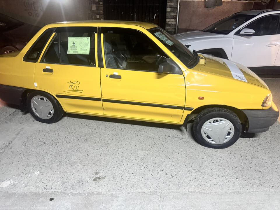 السلام وعليكم سايبا موديل 2012 مكفوله السياره كير ومحرك وحداديه كله خير من الله السياره مدوشمه عام تخم تاير مصفره هيه وغرامات لا صبغ ولا تبديل شواصي بلاد السعر 30 مكاني بغداد البياع حي المواصلات الرقم ***********
