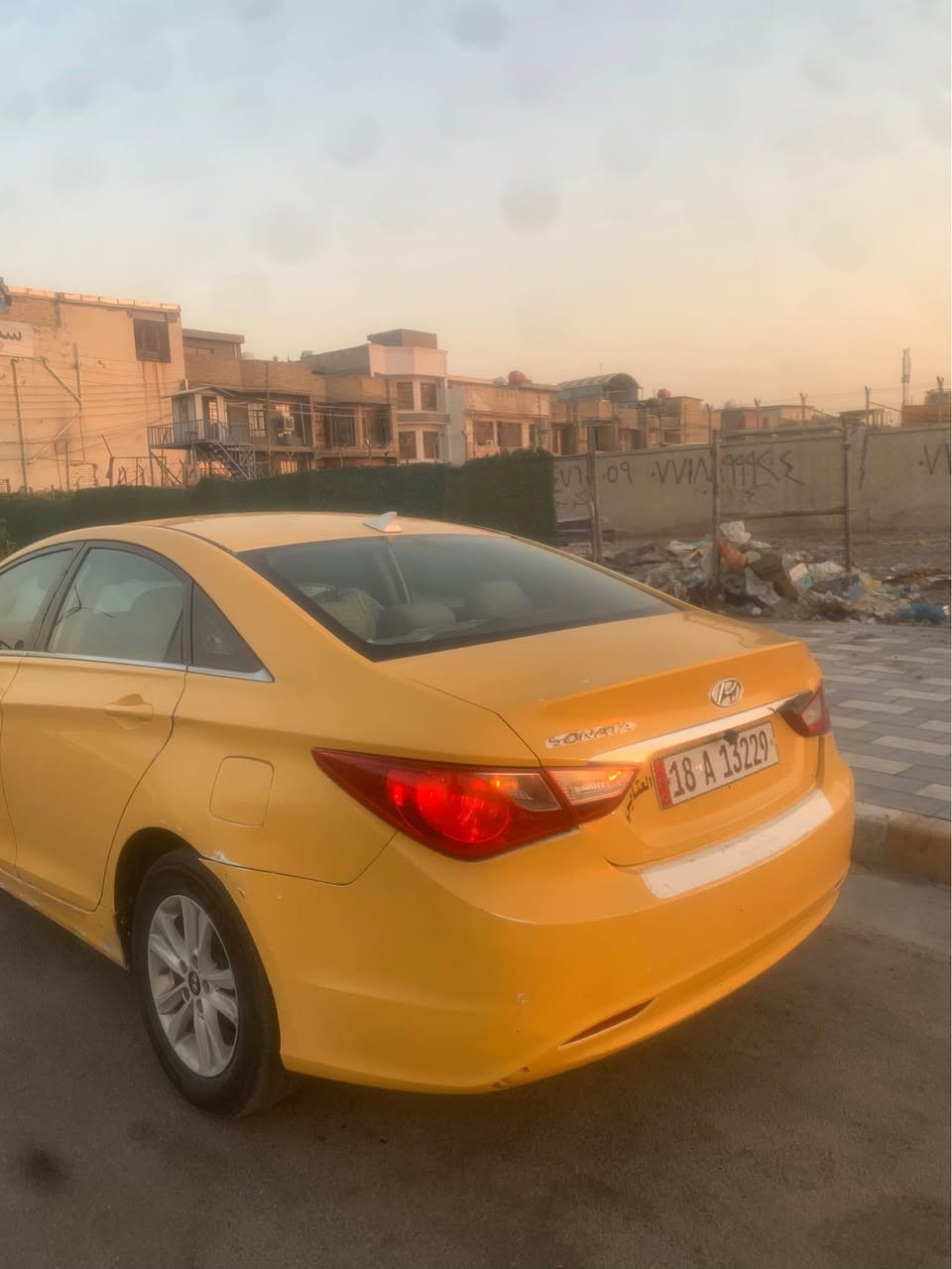 السلام عليكم 
سوناتا ١٣ للبيع او مراوس 
وارد امريكي حادثها بنيد وجاملغ ايسر
مكينة ٢٤٠٠ جي دي اي مكفول من تنقيص وتبخير
منضومة تبريد جديدة ومكفوله
داخلها عسلي ونضيف
تدفئة سياره جاهزة +تدفئة كشنات
منضومة زنون بلادي مايحاسب عليها المرور
جواها تخم تايرات جدد 
بلكات مجاول نوزلات عبوة فيت بم كله جديد
عوزها بس صدر سياره وصبغة لين بيها طخطخات 
(قماره بيها كم رصعة مال حالوب ) 
السياره بسمي شرط تحويل رقمها بابل 
ترهم مراوس حسب القناعة
***********
وتساب وشريحة فاعلة بغداد, العراق
