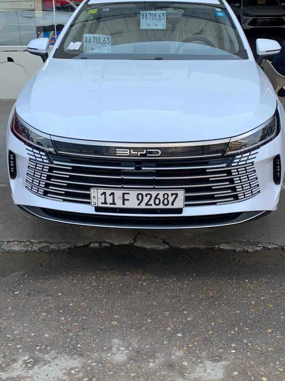 السلام عليكم  توفر سيارت قساط 
بل تقسيط المريح 
المقدمه تبدي من 60ورقه 
فما فوق القسط الشهري 4وراق فما فوق 
بدون ماستر ستلام فوري بدون كفيل 
ماعندي بدون مقدمه له مقدمه 
العنوان معارض البياع شارع الوسط 
الهاتف ***********
