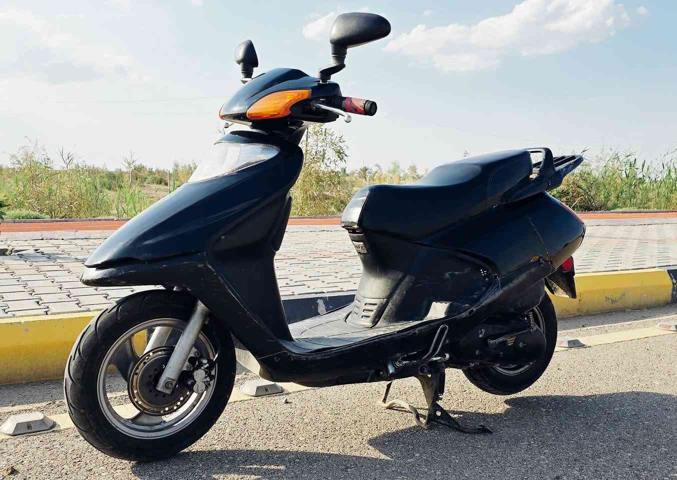 مكلف بالنشر سلام عليكم دراجه سبيسي ياباني كفرات تجاري والاصليات موجودات نضيفه وكلها شغاله دراجه خير من الله مكان كوت دجيلي ناحية واسط القديمه رقم صاحب الدراجه ***********
