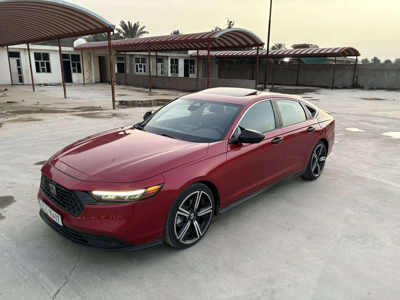 بسم الله
السلام عليكم 
هوندا اكورد 23 سبورت 
السياره معروفه مواصفاتها فول 
السياره بدون قطرت صبغ 
مكان السياره بغداد 
السعر 197 وبيه مجال 

‭0789 138 7389‬
*********** وبيه واتساب
