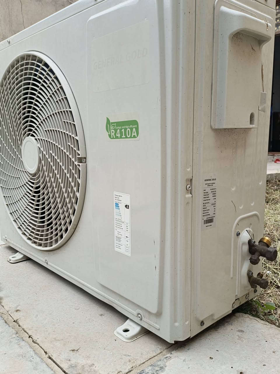 سبلت جنرال كولد 2طن نضيف كلش استعمال قليل الشراي يدخل خاص


**إذا كنت صاحب هذا الإعلان وتريد حذفه لأي سبب، رجاءا أرسل رسالة إلى الدعم الفني**