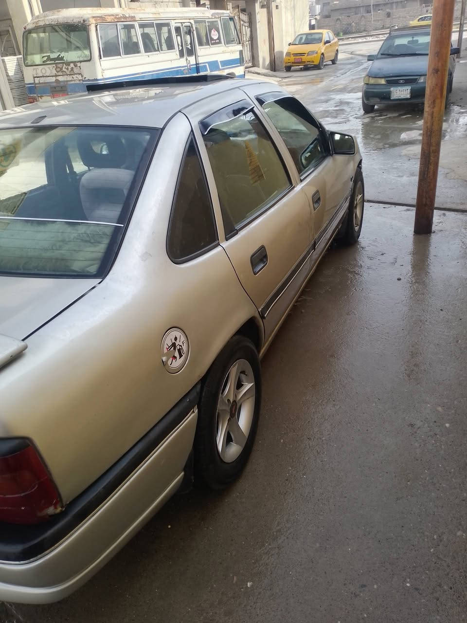 السلام عليكم مكلف بل نشر اوبل فكتره  92حجم 16
اربع تكوات باتري جديد سياره على وضعها بس دوايرها امصلحات جرار هوك   شاشه ايباد وايرمنيه كلها شغاله الخاص مقفل 🔒 الاتصال عل رقم 
***********
