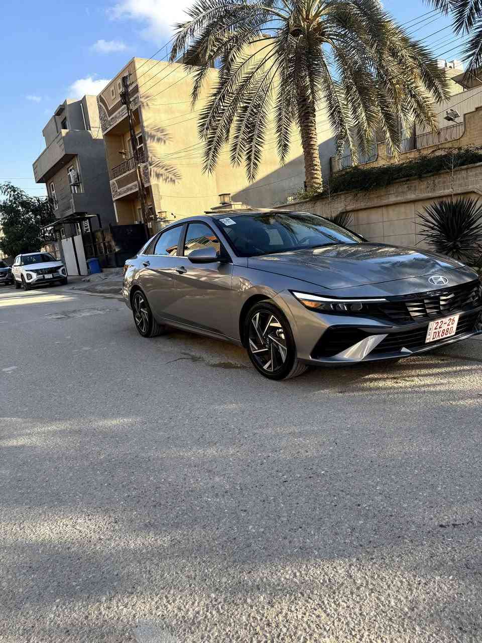 اللهم صل على محمد وال محمد
سلام عليكم هيونداي النترا وارد امريكي 
موديل 2025 السياره بدون رقم تترقم شمالي فقط منفسي باسمي سياره جديدة بمعنى الكلمة كلش ماشية 4000 فقط حادثه سحطي وخفيف بدون ايرباك بدون اي دواخل حتى راديتر بلادي كلشي عل وضع لشركه بيه فقط بنيد والباقي مكفول سياره فتحة بصمة ابواب شاشة عداد دجتال متصله لد خلفي ويل كب كروم رادارات 360 درجه اوتو هولد وضيعات قيادة تدفئة كشنات شحن لاسلكي سياره كاملة مكمله بس باقيه عل رقم 
السعر 171 وبيه مجال بسيط 
مكاني بغداد حي الخضراء 
***********
