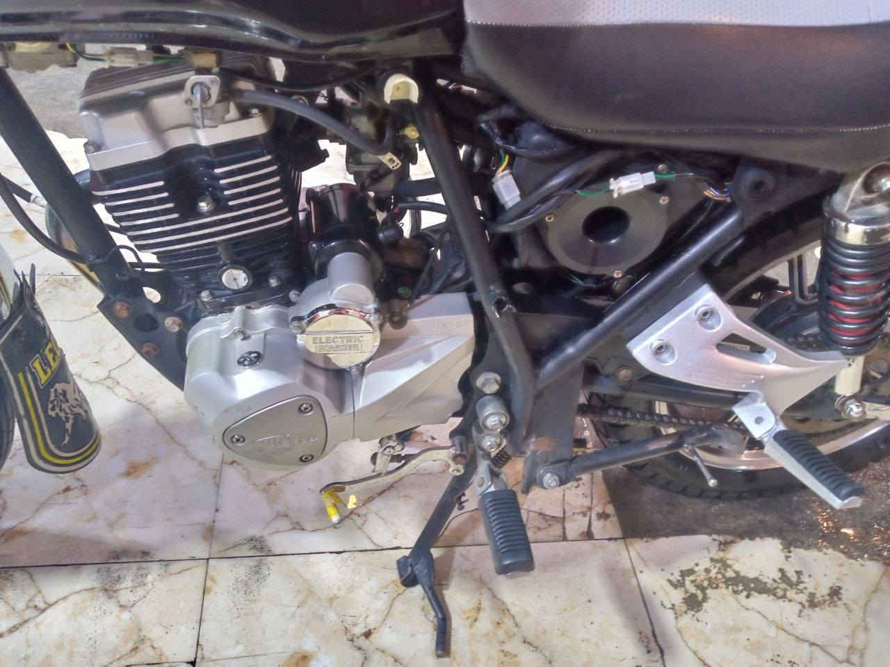 السلام عليكم
دراجة جني باندا

موديل 2018

اوراقة كاملة مدفوعة كمرك

تايرات جدد باتري جديد دبلات جدد

محرك وكير بلادي مال شركة

نكرة سلف وهندر

كهربائياتة كلة شغالة

المكان بغداد الغزالية

السعر 550  الاف قفل
***********
***********
