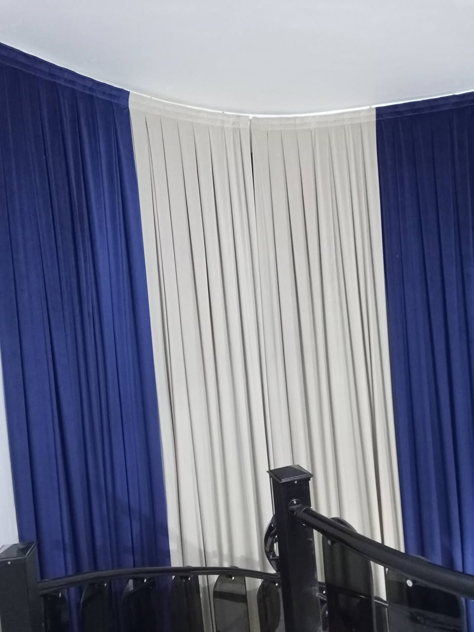 تم بعون الله فتح محل ستار الاخوين شارع سيد نور مجاور صيدليه تاج الدين الستفسار تصال ***********
