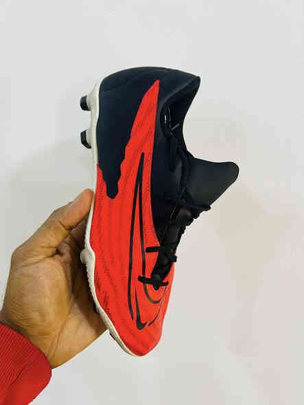 تخفيض 25 الف فقط 
ستد اصلي باله 
قياس38 ونص 
نضافه1/1 شرط 
توصيل موجود جميع عراق 
*********** 
واتساب موجود
