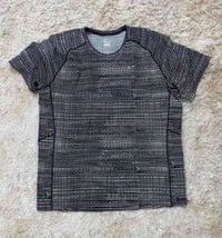 نايك • قياس XL • توصيل المحافظات