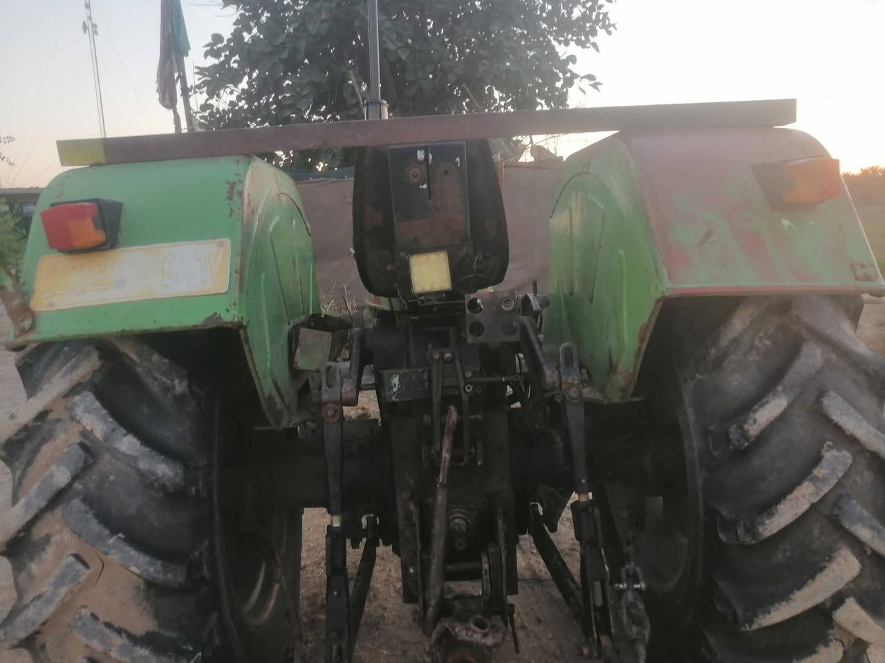 سيرت للبيع موديل 2002وظع الشركة رقم صلاح الدين
مكينه جديده مال جناي *********** او ***********
