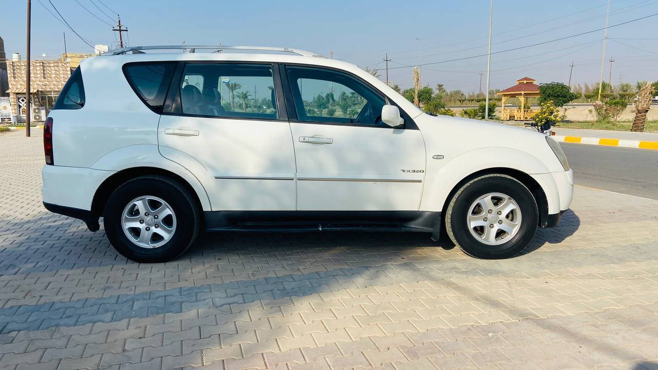 سانك يونك ركستون موديل ٢٠١١
سياره مكفوله من ضربه والبارد والصبغ كشنات جلد ٧راكب تبريد قطعتين فتحه سقف تحكم ستيرن شاشه تاب جديده  تخم تايرات جديده كير مكينه مارسدس خراطيم ٣٢٠ بلاد  طابوكه جديده قبل اسبوع شاده تبريد ثلج مري شفط حساسات خلفيه رقم سليمانيه رقم دولي سنويه تنتهي ب٢٧

مكان السياره واسط  قضاء الحي ***********
سعر ١١٥ وبيه مجال
